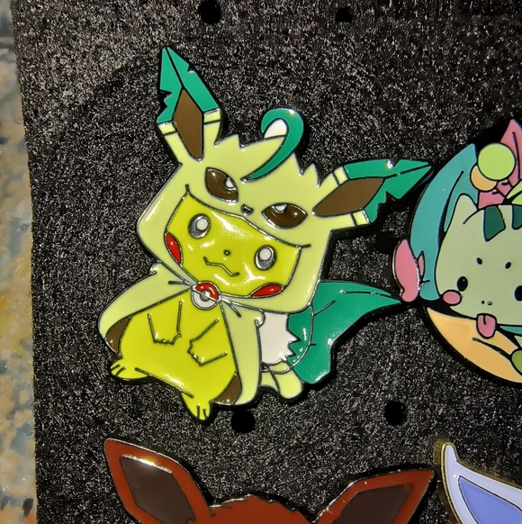 Pokemon Accessories - Pokemon Lime Green Pikachu Costume Enamel Pin